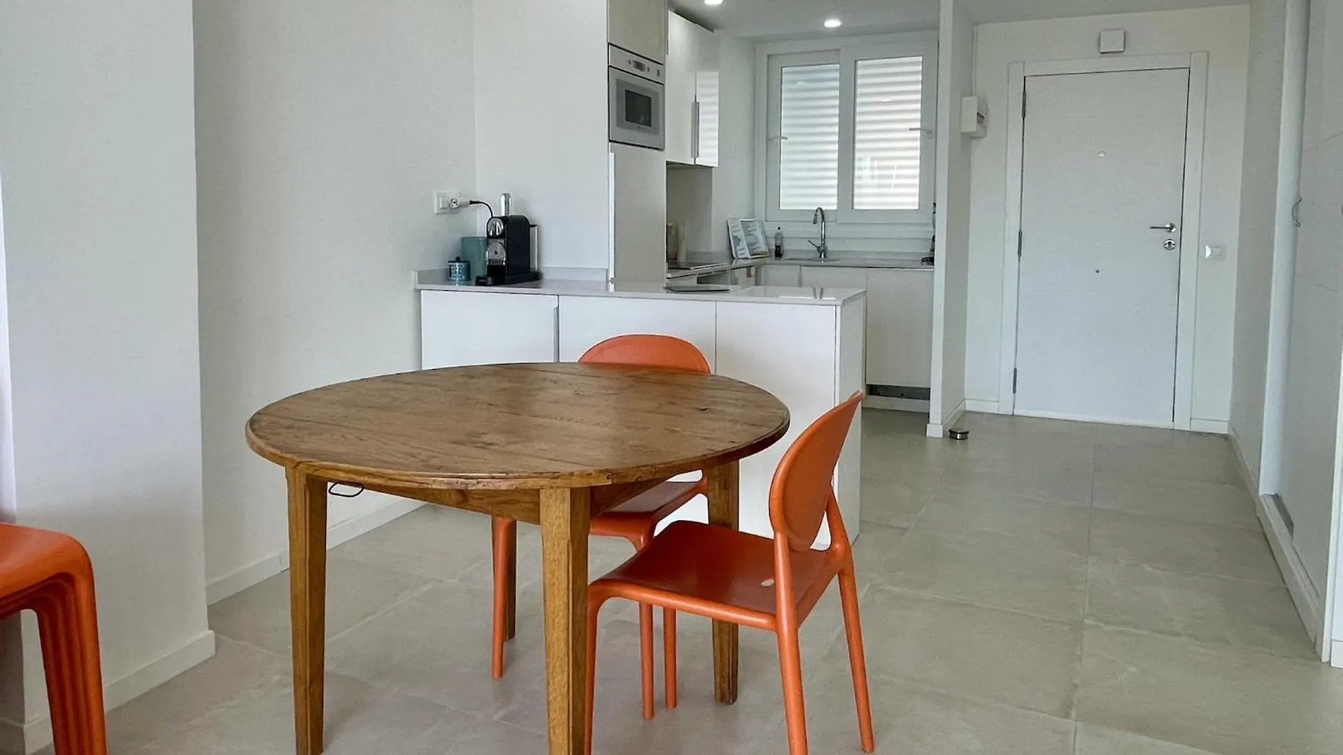 Catalonia 1-7 Apartment أولاستارتيت 0*,  إسبانيا